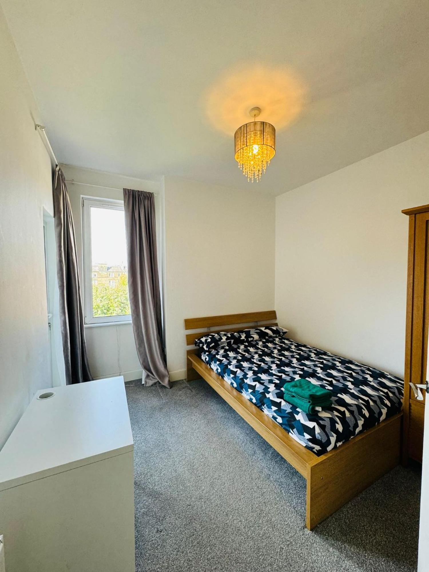The Urban Retreat Apartment Edinburgh Bagian luar foto